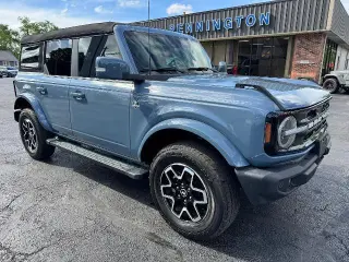 Ford Bronco 2023 4x4 Outer Banks 4 puertas SUV