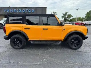 Ford Bronco 2021 4x4 Black Diamond 4 puertas SUV