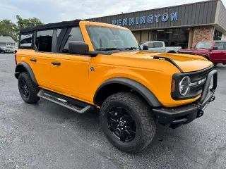 Ford Bronco 2021 4x4 Black Diamond 4 puertas SUV