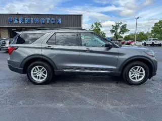 Ford Explorer 2025 AWD Active 4 puertas SUV