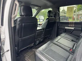 Ford F-150 2018 4x4 Lariat 4 puertas SuperCrew 5.5 pies. SB