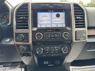 Ford F-150 2018 4x4 Lariat 4 puertas SuperCrew 5.5 pies. SB