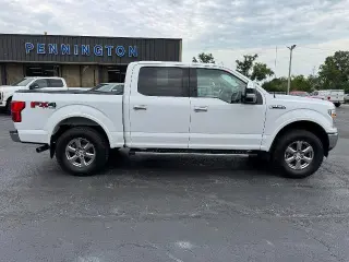 Ford F-150 2018 4x4 Lariat 4 puertas SuperCrew 5.5 pies. SB