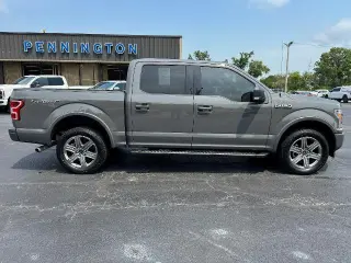 Ford F-150 2018 4x4 XLT 4 puertas SuperCrew 5.5 pies. Caja corta