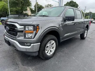 Ford F-150 2023 4x4 XLT 4 puertas SuperCrew 5.5 pies SB