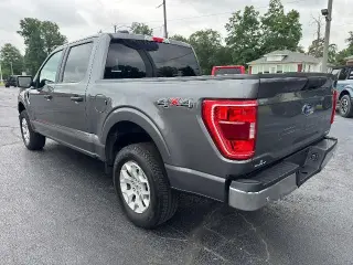 Ford F-150 2023 4x4 XLT 4 puertas SuperCrew 5.5 pies SB