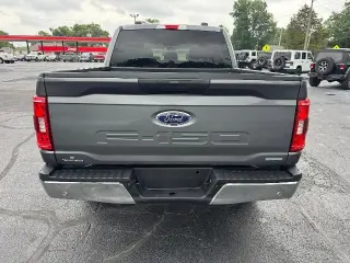 Ford F-150 2023 4x4 XLT 4 puertas SuperCrew 5.5 pies SB