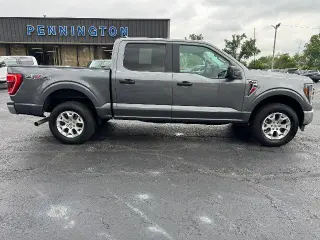 Ford F-150 2023 4x4 XLT 4 puertas SuperCrew 5.5 pies SB