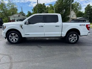 Ford F-150 2021 4x4 Platinum 4 puertas SuperCrew 6.5 pies. SB