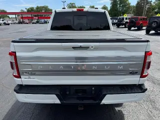 Ford F-150 2021 4x4 Platinum 4 puertas SuperCrew 6.5 pies. SB