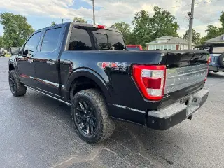 Ford F-150 2021 4x4 Platinum 4 puertas SuperCrew 5.5 pies SB