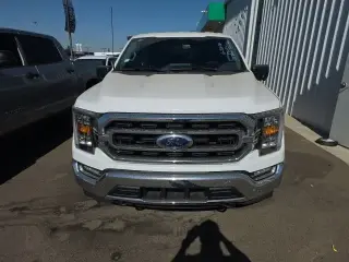 Ford F-150 2023 4x4 XLT 4 puertas SuperCrew 5.5 pies. SB