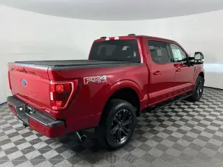 Ford F-150 2022 4x4 XLT 4 puertas SuperCrew 5.5 pies. Caja corta