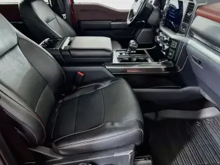 Ford F-150 2022 4x4 Lariat 4 puertas SuperCrew 6.5 pies SB