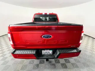 Ford F-150 2022 4x4 Lariat 4 puertas SuperCrew 6.5 pies SB