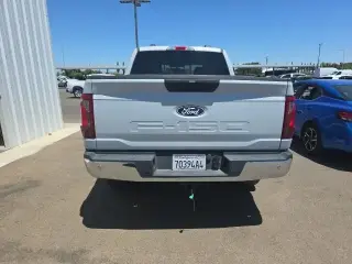 Ford F-150 2025 4x4 XLT 4 puertas SuperCrew 5.5 pies. SB