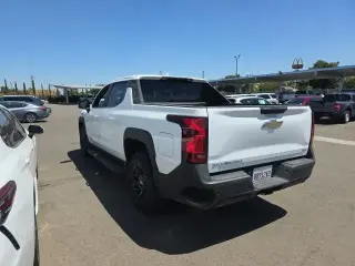 Chevrolet Silverado EV 2024 AWD Work Truck 4 puertas Cabina Crew 5.9 pies. SB con 3WT