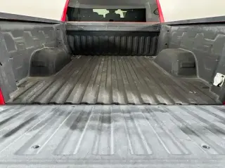Chevrolet Silverado 1500 2022 4x4 RST 4 puertas Cabina Crew 5.8 pies. Caja corta