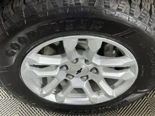 Chevrolet Silverado 1500 2022 4x4 RST 4 puertas Cabina Crew 5.8 pies. Caja corta