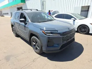 Toyota RAV4 2026 LE 4 puertas SUV