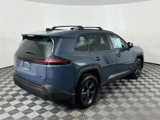 Toyota RAV4 2026 LE 4 puertas SUV