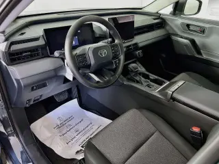Toyota RAV4 2026 LE 4 puertas SUV