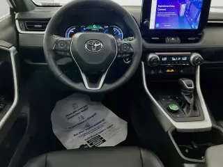 Toyota RAV4 Híbrido 2024 AWD XSE 4 puertas SUV