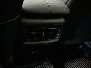 Toyota RAV4 Híbrido 2024 AWD XSE 4 puertas SUV