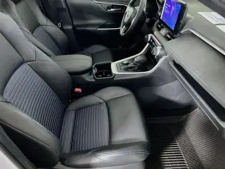Toyota RAV4 Híbrido 2024 AWD XSE 4 puertas SUV