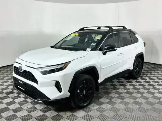 Toyota RAV4 Híbrido 2024 AWD XSE 4 puertas SUV