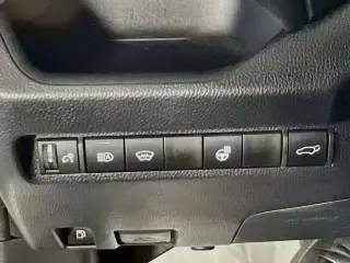 Toyota RAV4 Híbrido 2024 AWD XSE 4 puertas SUV