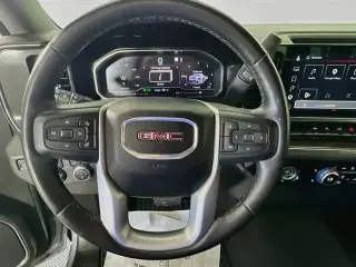 GMC Sierra 1500 2024 4x4 Elevation 4 puertas Cabina Crew 5.8 pies. Caja corta