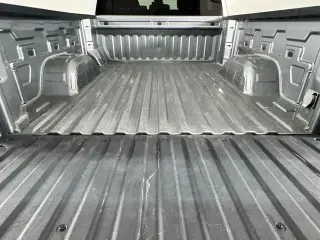 GMC Sierra 1500 2024 4x4 Elevation 4 puertas Cabina Crew 5.8 pies. Caja corta