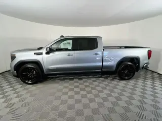 GMC Sierra 1500 2024 4x4 Elevation 4 puertas Cabina Crew 5.8 pies. Caja corta