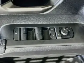 Toyota Tacoma 2024 4x2 TRD Sport 4 puertas Doble Cabina 6.1 pies LB