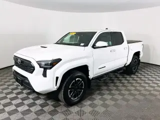 Toyota Tacoma 2025 4x4 TRD Sport 4 puertas Cabina Doble 5.0 ft SB 8A
