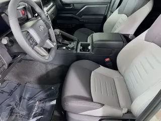 Toyota Tacoma 2026 4x4 SR5 4 puertas Cabina Doble 6.1 pies LB