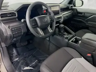 Toyota Tacoma 2026 4x4 SR5 4 puertas Cabina Doble 6.1 pies LB