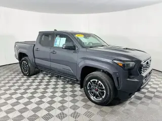 Toyota Tacoma 2024 4x4 TRD Sport 4 puertas Doble Cabina 6.1 pies LB