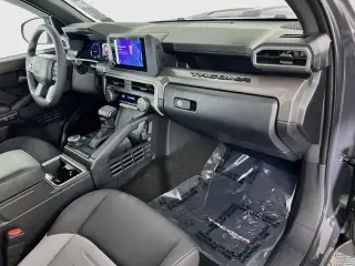 Toyota Tacoma 2024 4x4 TRD Sport 4 puertas Doble Cabina 6.1 pies LB