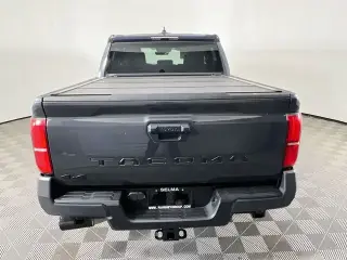 Toyota Tacoma 2024 4x4 TRD Sport 4 puertas Doble Cabina 6.1 pies LB