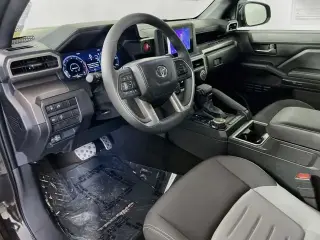Toyota Tacoma 2024 4x4 TRD Sport 4 puertas Doble Cabina 6.1 pies LB