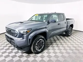 Toyota Tacoma 2026 4x4 TRD Sport 4 puertas Doble Cabina 5.0 pies SB 8A