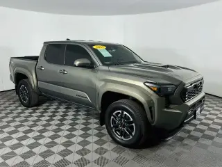 Toyota Tacoma 2025 4x4 TRD Sport 4 puertas Doble Cabina 5.0 pies SB 8 velocidades automáticas