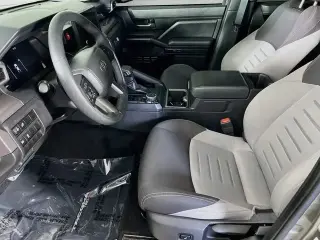 Toyota Tacoma 2025 4x4 TRD Sport 4 puertas Doble Cabina 5.0 pies SB 8 velocidades automáticas