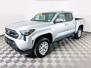 Toyota Tacoma 2026 4x4 SR5 4 puertas Double Cab 6.1 ft LB