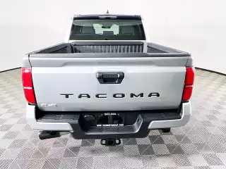 Toyota Tacoma 2026 4x4 SR5 4 puertas Double Cab 6.1 ft LB