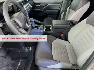 Toyota Tacoma 2026 4x4 TRD Off-Road 4 puertas Cabina Doble 5.0 ft SB 8A