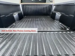 Toyota Tacoma 2026 4x4 TRD Off-Road 4 puertas Cabina Doble 5.0 ft SB 8A