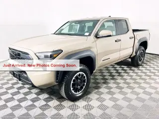 Toyota Tacoma 2026 4x4 TRD Off-Road 4 puertas Cabina Doble 5.0 ft SB 8A